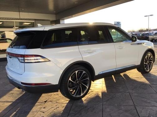 2021 Lincoln Aviator Reserve AWD