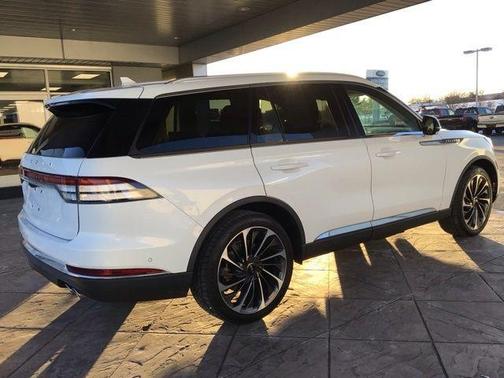 2021 Lincoln Aviator Reserve AWD