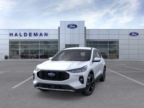 Space Silver 2026 Ford Escape ST-Line Select