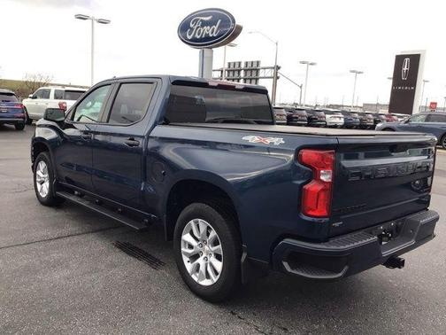 2021 Chevrolet Silverado 1500 Custom