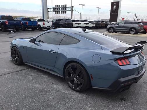 2024 Ford Mustang Dark Horse