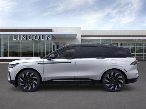 2025 Lincoln Nautilus Reserve