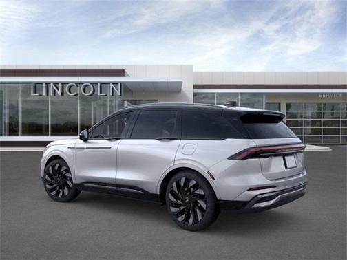 2025 Lincoln Nautilus Reserve