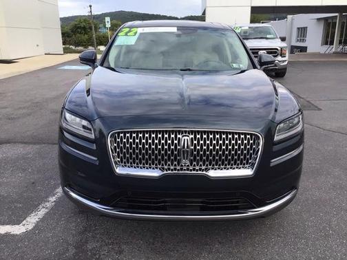 2022 Lincoln Nautilus Reserve
