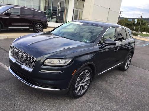 2022 Lincoln Nautilus Reserve