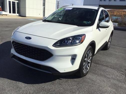 2020 Ford Escape Titanium