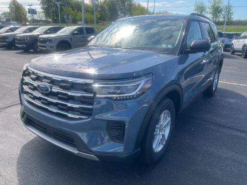 Vapor Blue Metallic 2026 Ford Explorer Active
