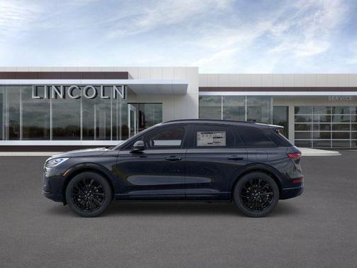 Infinite Black Metallic 2026 Lincoln Corsair Reserve
