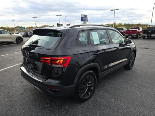 2022 Volkswagen Taos 1.5T S