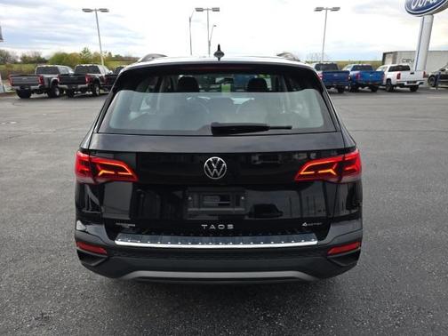 2022 Volkswagen Taos 1.5T S