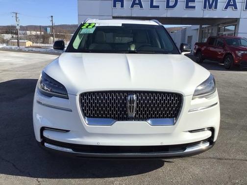 2022 Lincoln Aviator Standard AWD