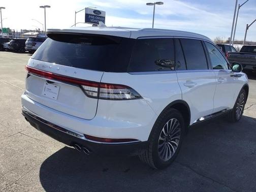 2022 Lincoln Aviator Standard AWD
