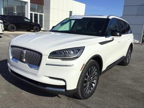 2022 Lincoln Aviator Standard AWD