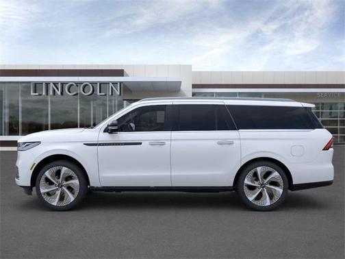 2025 Lincoln Navigator L Black Label