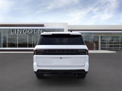 2025 Lincoln Navigator L Black Label