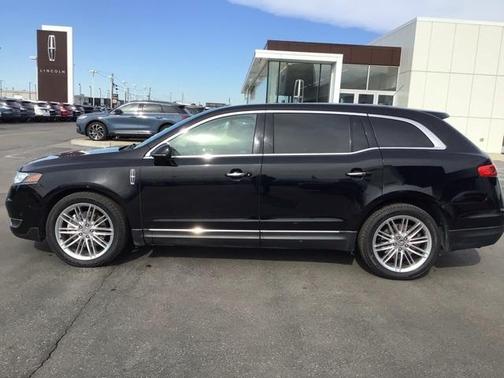 2016 Lincoln MKT EcoBoost