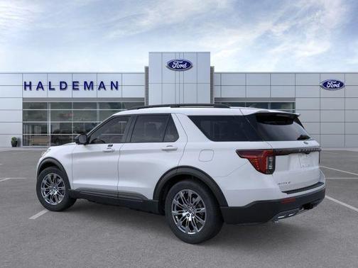Space White Metallic 2026 Ford Explorer Active