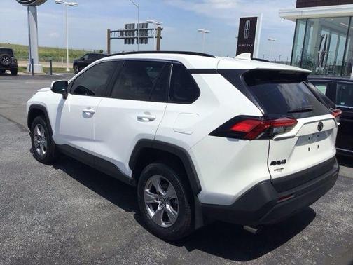 Ice 2025 Toyota RAV4 XLE