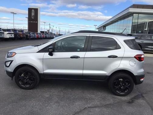 2022 Ford EcoSport SES