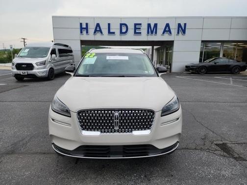 2022 Lincoln Corsair Standard