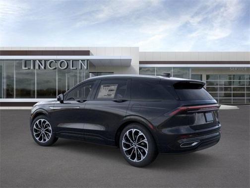 2025 Lincoln Nautilus Reserve
