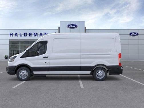 2026 Ford Transit-250 148 WB Medium Roof Cargo