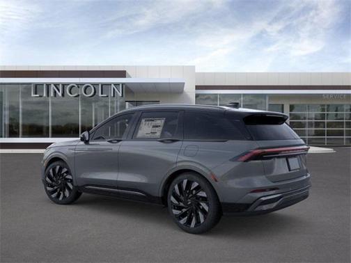 2025 Lincoln Nautilus Reserve