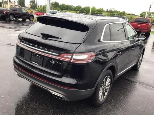 2020 Lincoln Nautilus Standard