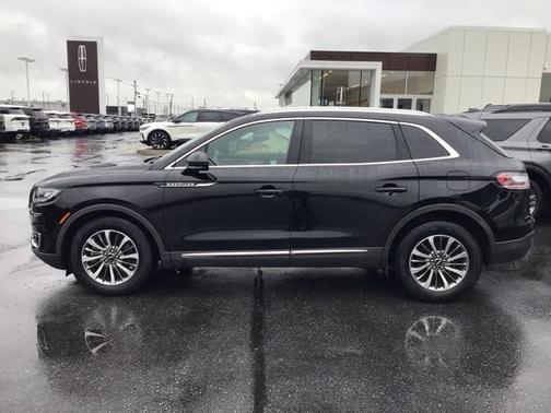 2020 Lincoln Nautilus Standard