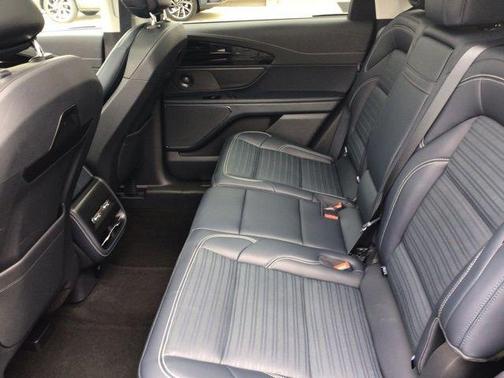 Infinite Black Metallic 2024 Lincoln Nautilus Reserve