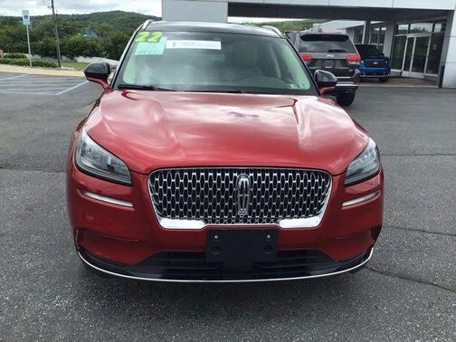 Red Carpet Metallic Tinted Clearcoat 2022 Lincoln Corsair Standard