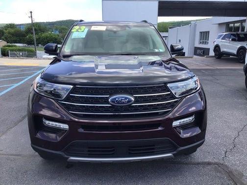 Jewel Red Metallic 2023 Ford Explorer XLT