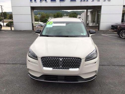 Ceramic Pearl 2020 Lincoln Corsair Standard