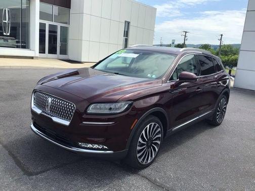 Burgundy Velvet Metallic Tinted Clearcoat 2023 Lincoln Nautilus Black Label