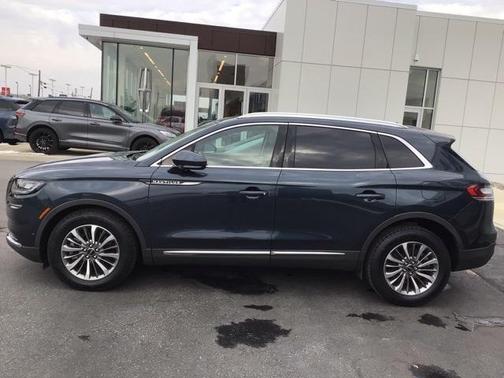 2022 Lincoln Nautilus Reserve