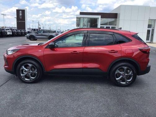 Rapid Red Metallic Tinted Clearcoat 2025 Ford Escape ST-Line