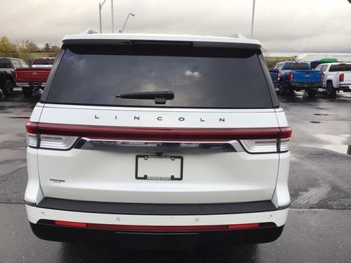 2022 Lincoln Navigator L Black Label