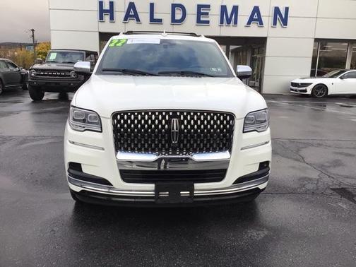 2022 Lincoln Navigator L Black Label