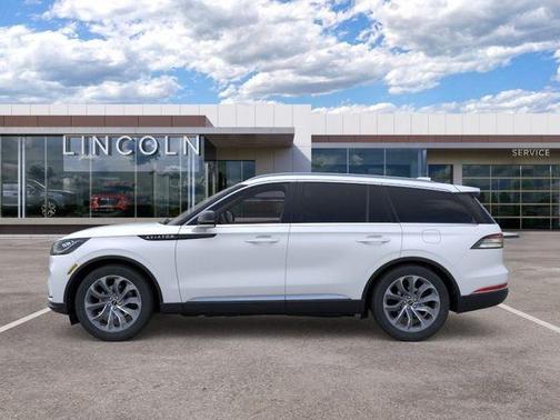 Pristine White 2026 Lincoln Aviator Premiere