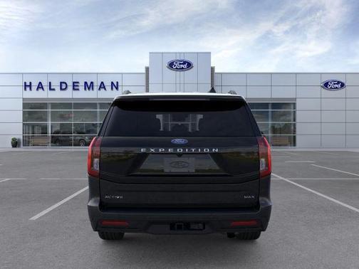 Agate Black Metallic 2026 Ford Expedition Max Active