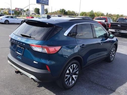 2020 Ford Escape SEL
