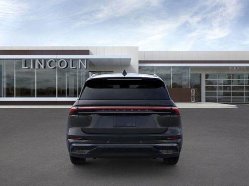 Infinite Black Metallic 2026 Lincoln Nautilus Reserve