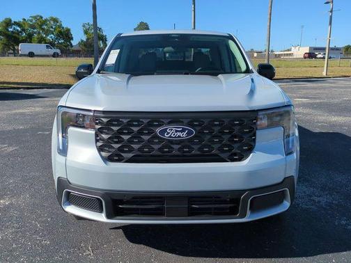 White Metallic 2026 Ford Maverick Lariat