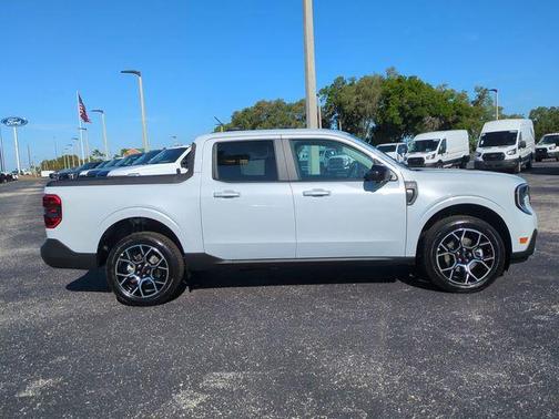 White Metallic 2026 Ford Maverick Lariat