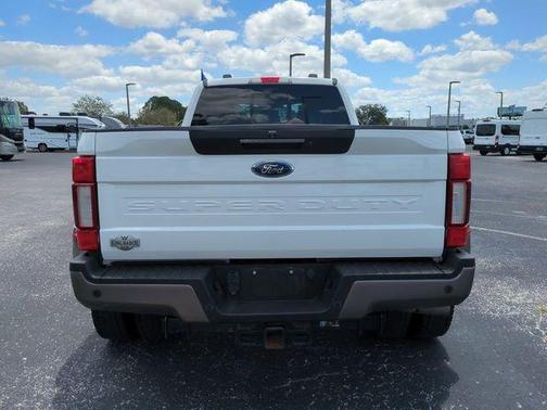 Star White 2022 Ford F-450 King Ranch