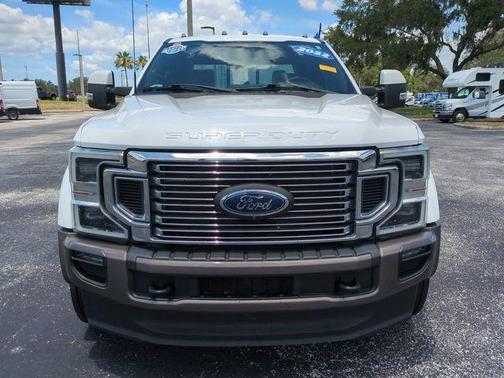Star White 2022 Ford F-450 King Ranch