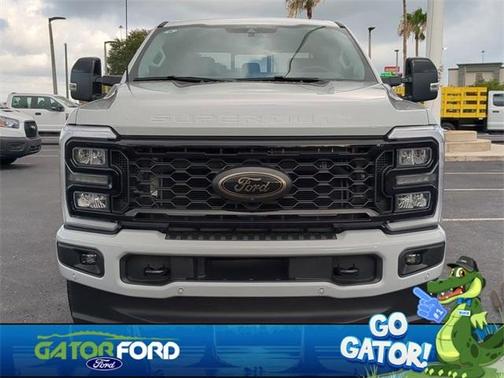 2025 Ford F-350 Lariat Super Duty