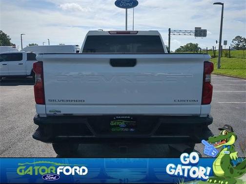 2024 Chevrolet Silverado 2500 Custom