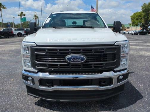 Oxford White 2026 Ford F-250