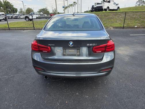 Mineral Gray Metallic 2016 BMW 320 i xDrive
